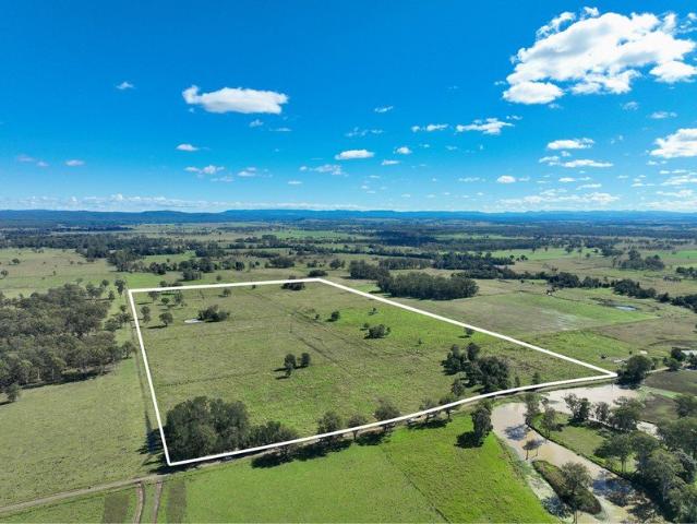 Cottage for sale in Leeville, New South Wales