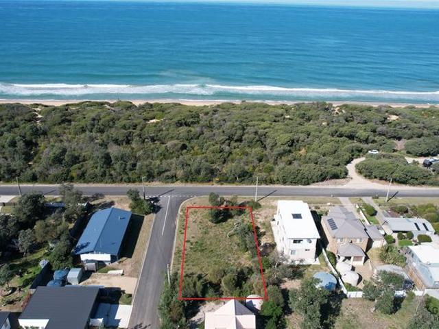 Land for sale in Paradise Beach, Victoria