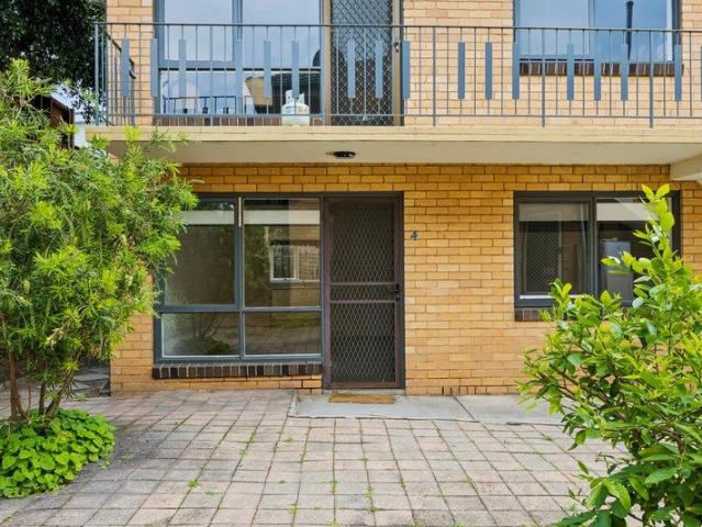 Apartment for sale in Mordialloc, Melbourne
