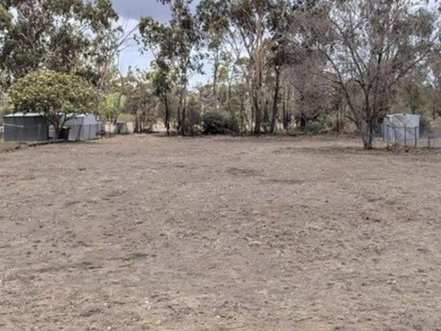 Land for sale in Middlemount, Queensland