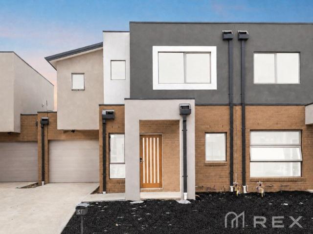 Townhouse for sale in Camerons Creek, Victoria