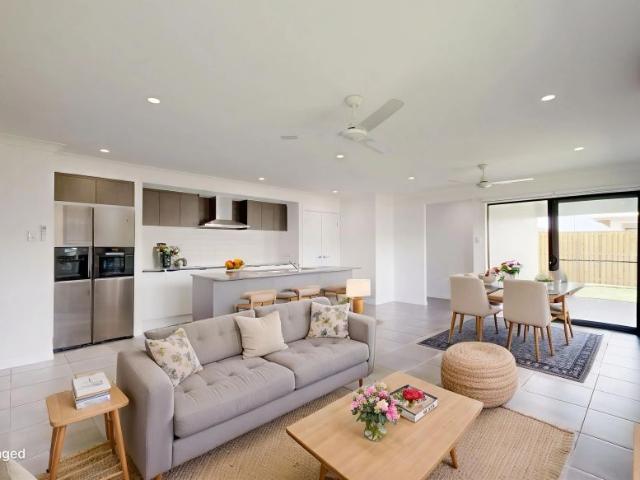 House for rent in Bushland Beach, Queensland