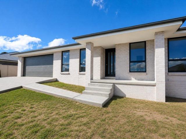House for sale in Bathurst, New South Wales