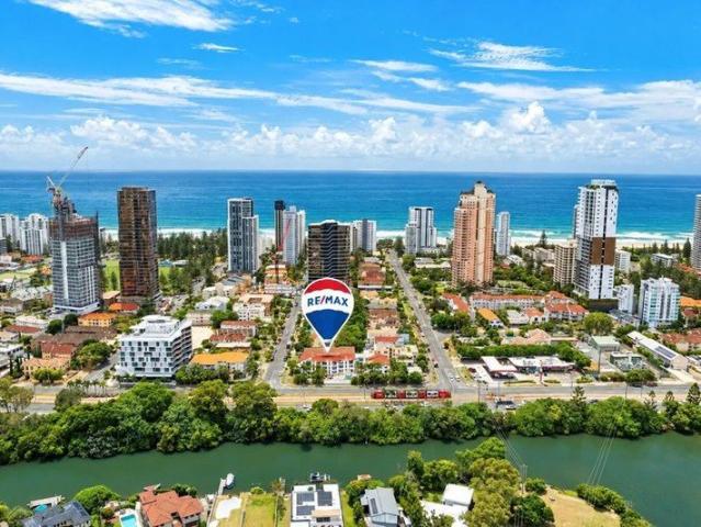 Apartment for sale in Broadbeach, Gold Coast City