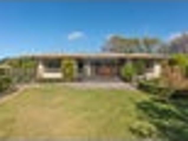 House for sale in Canterbury