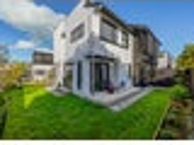 Townhouse for sale in Owhata, Oroua County