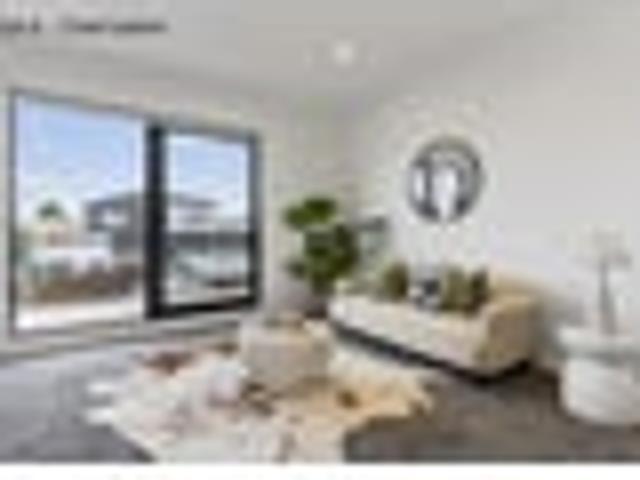 Townhouse for sale in Balmoral