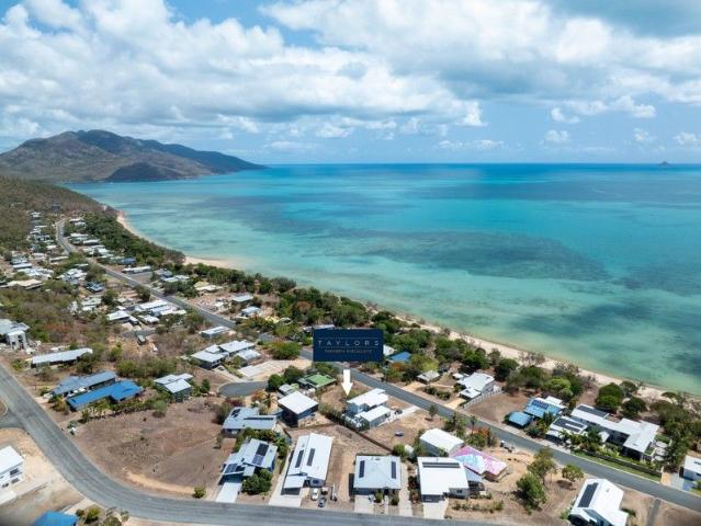 Land for sale in Hideaway Bay, Queensland