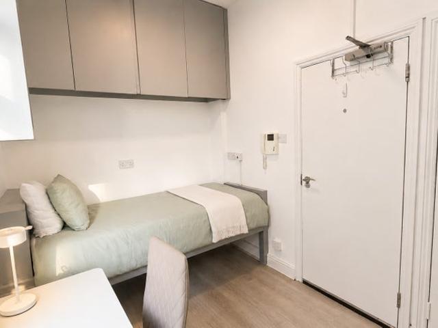 Studio for rent in South Kensington, Greater London