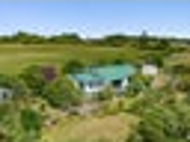 House for sale in Carters Beach, West Coast