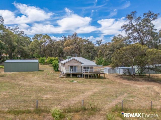 House for sale in Wooroloo, Shire of Mundaring