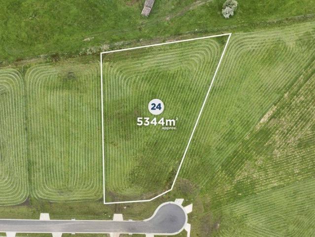 Land for sale in Elliminyt, Victoria