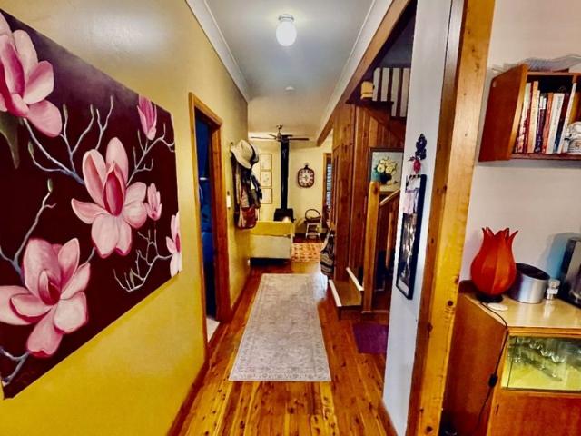 Cottage for sale in Coonabarabran, New South Wales