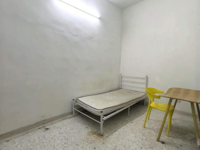 Room for rent in Petaling, Damansara Damai