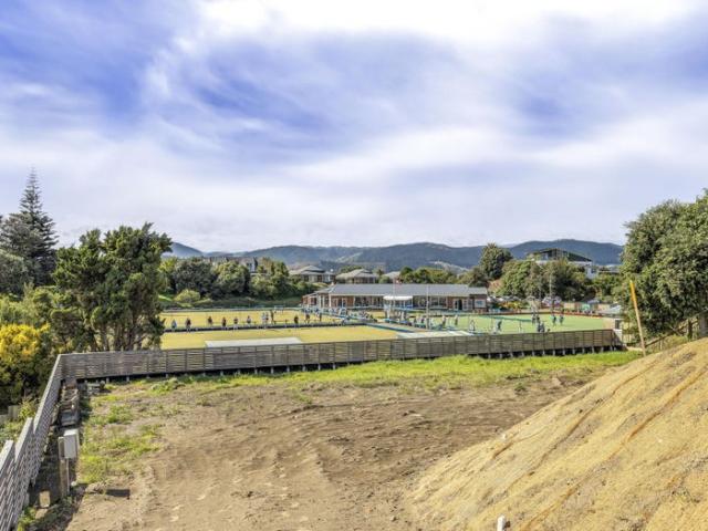 Land for sale in Paraparaumu, Wellington