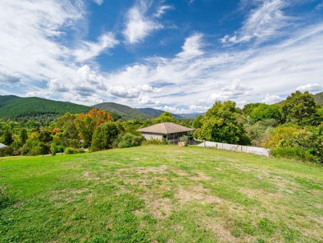 Land for sale in Bright, Victoria