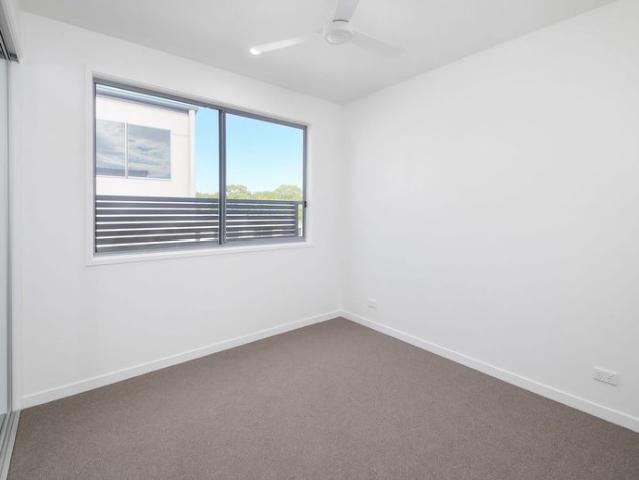 Townhouse for rent in Toombul, Queensland