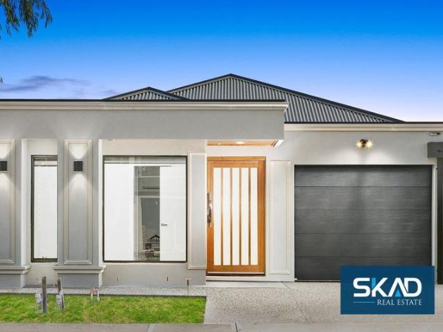 House for sale in Aston, Melbourne