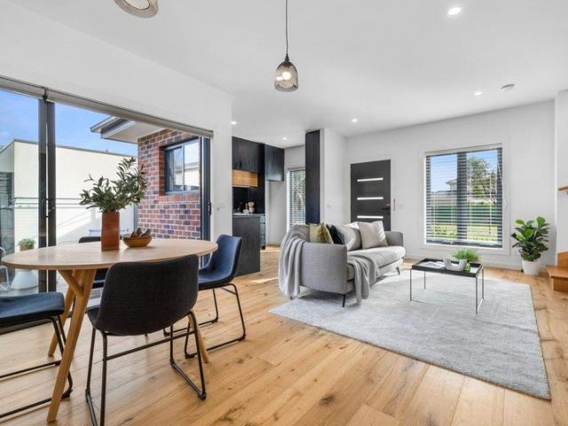 Townhouse for rent in Camerons Creek, Victoria