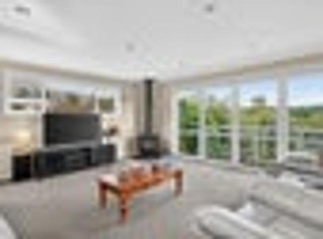 House for sale in Otakou