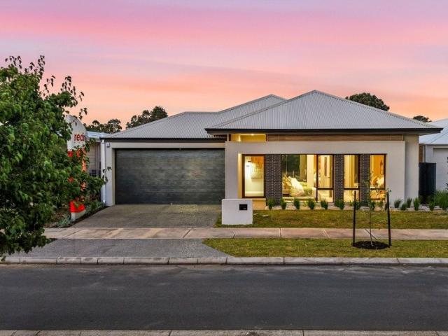 Cottage for sale in Australind, Western Australia