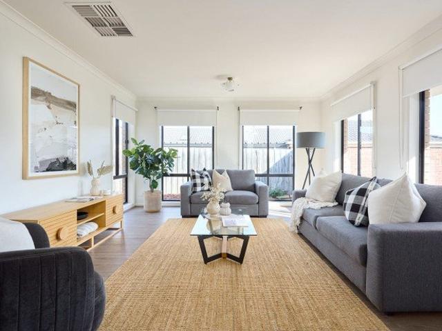 House for rent in Carrum Downs, Melbourne