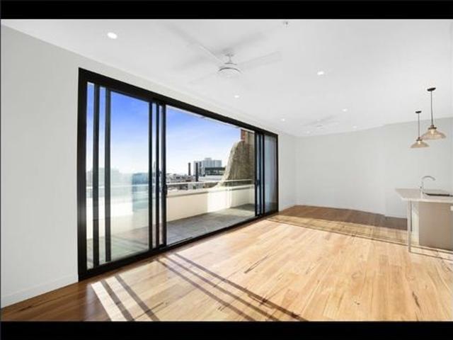 Apartment for rent in City Of Yarra, Camerons Creek