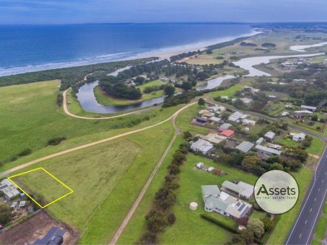 Land for sale in Narrawong, Victoria