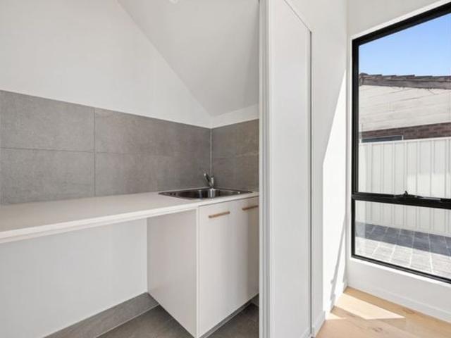 Townhouse for rent in Stirling, Western Australia