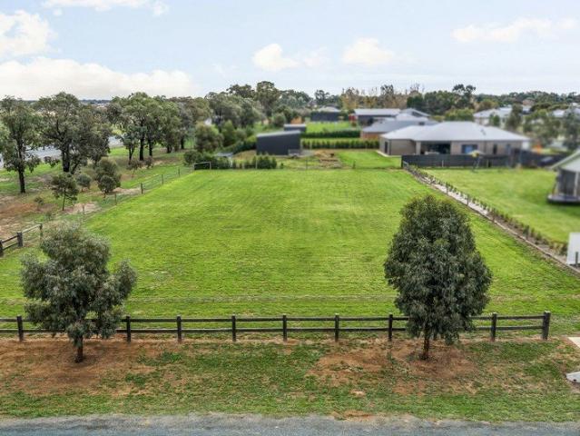 Land for sale in Thyra, Victoria