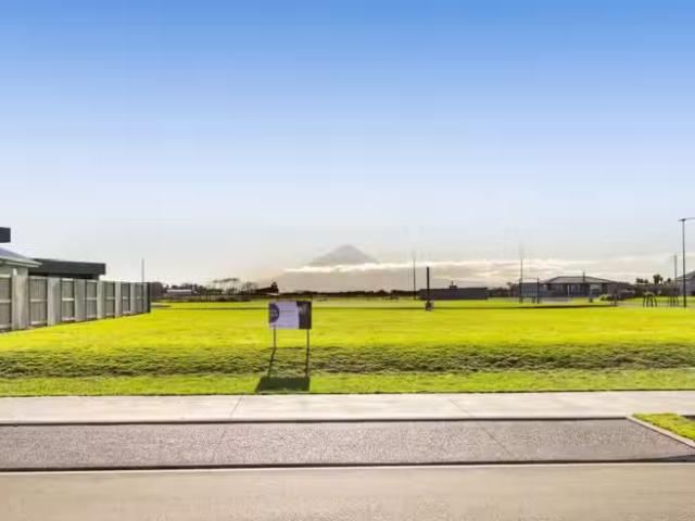 House for sale in Taranaki
