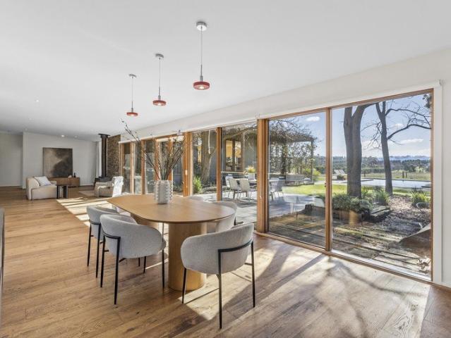 Cottage for sale in Camerons Creek, Victoria