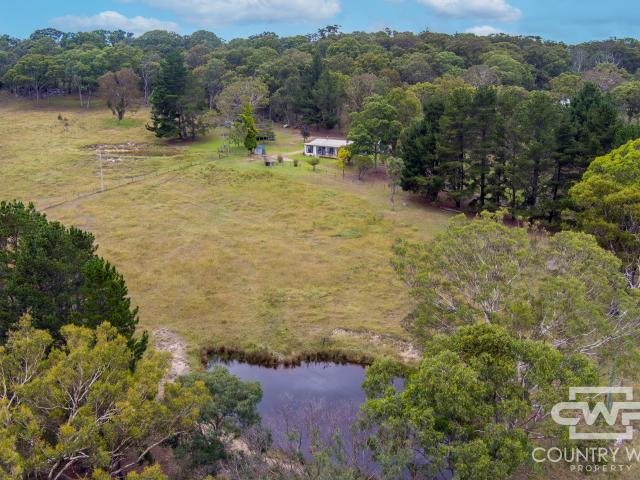 Cottage for sale in Glen Innes, New South Wales