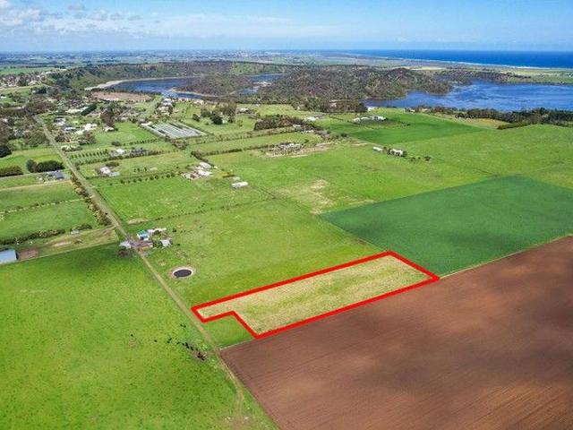 Land for sale in Koroit, Victoria