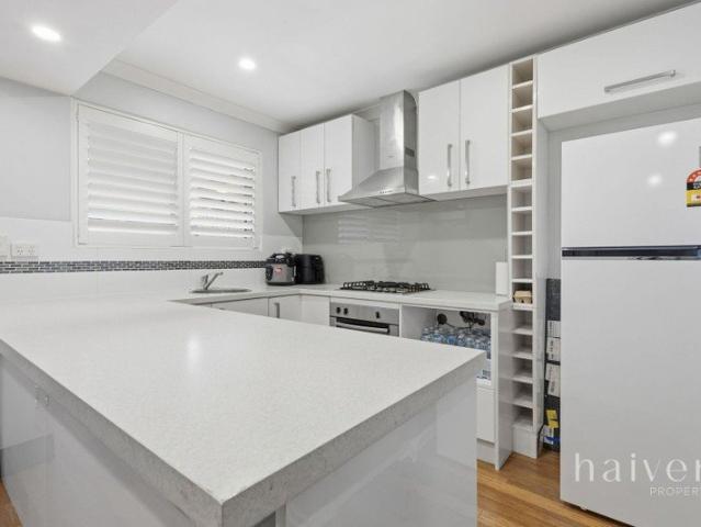 Villa for sale in Palmyra, Western Australia