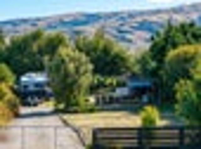 House for sale in Otakou