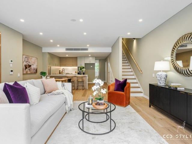 Townhouse for sale in Sydney, New South Wales