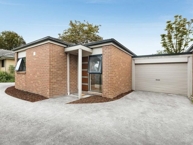 Apartment for sale in Mooroolbark, Melbourne