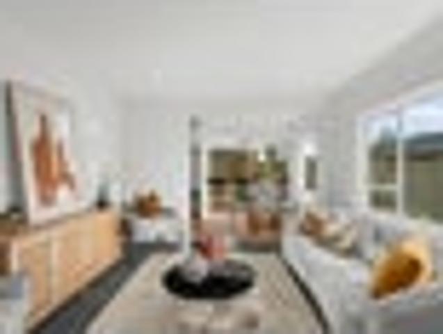 Townhouse for sale in Chaslands, Canterbury