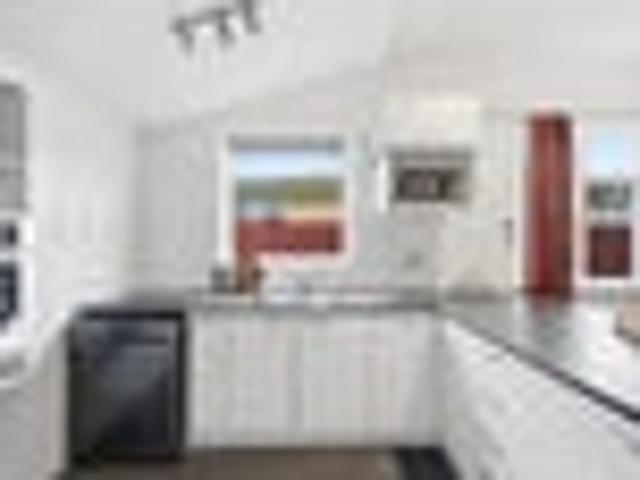 House for sale in Chaslands, Canterbury