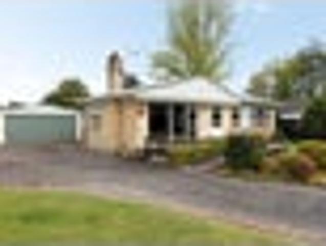 House for sale in Bader, Hamilton City