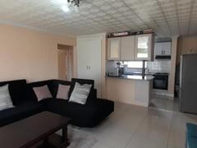 Apartment for sale in Roodepoort, City of Johannesburg Metropolitan Municipality