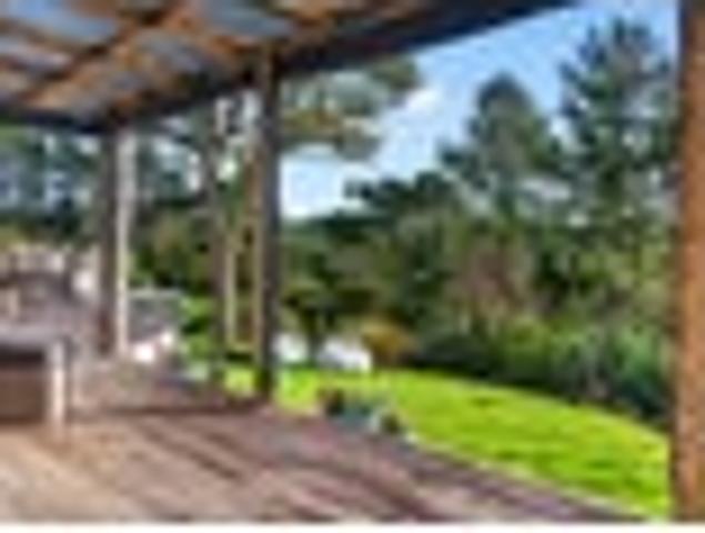 House for sale in Awhitu