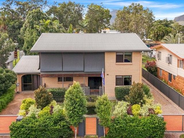 House for sale in Park Avenue