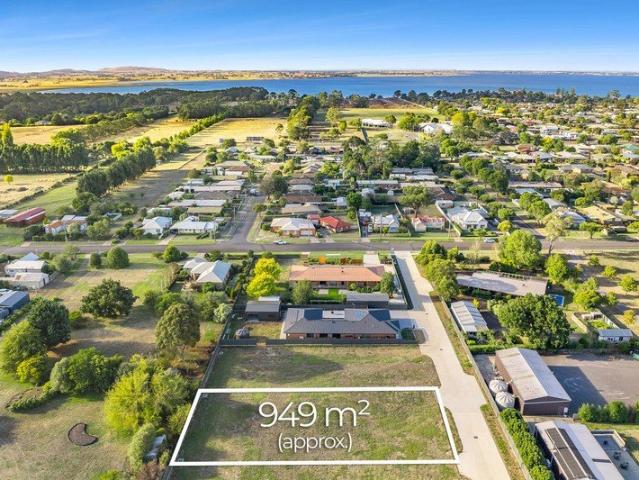 Land for sale in Colac, Victoria