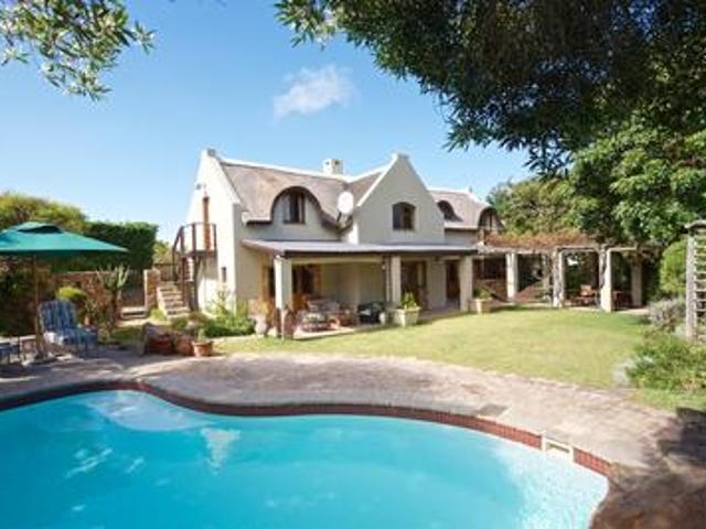 House for sale in Noordhoek, Western Cape