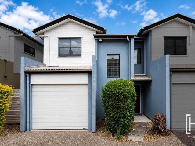 Townhouse for sale in Toombul, Queensland