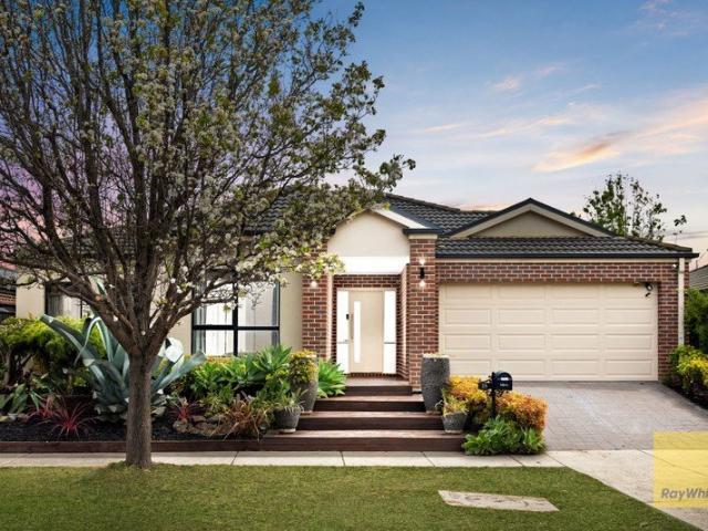 House for sale in Brimbank Gardens, Melbourne