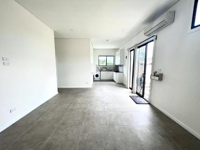 House for rent in Warwick Farm, Sydney