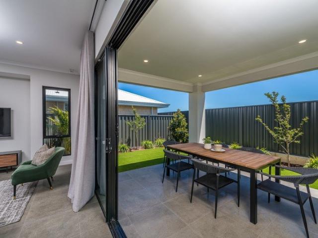 Cottage for sale in Clarkson, Western Australia